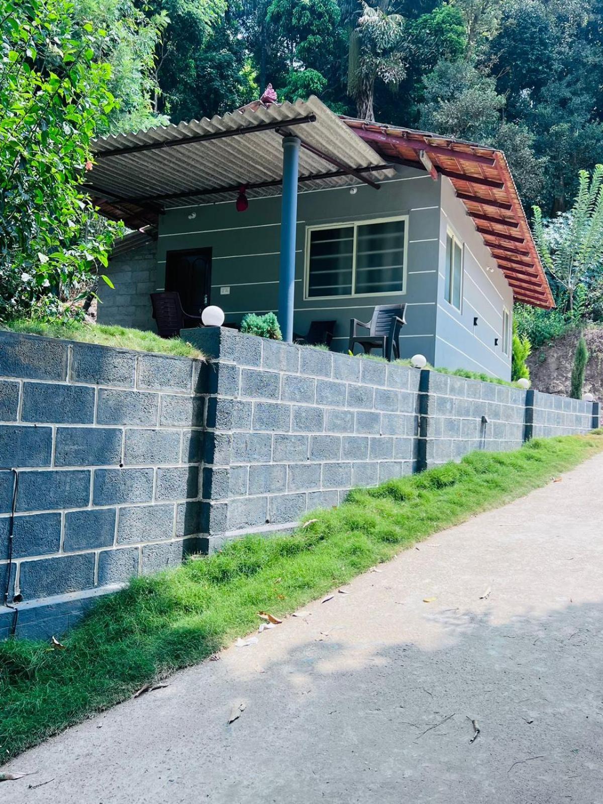 Darshan'S Home Stay ماديكيري المظهر الخارجي الصورة